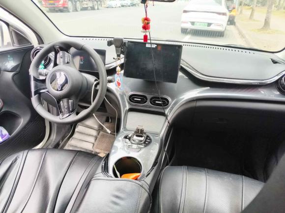 [南通·苏F] 二手比亚迪比亚迪e22023款 舒适型