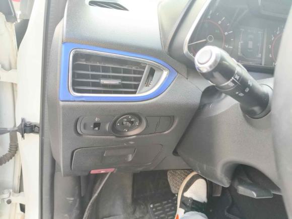 [武汉·鄂M] 二手奇瑞艾瑞泽52016款 1.5L CVT领潮版