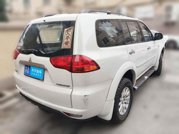 [南京·苏A] 二手三菱帕杰罗·劲畅2013款 3.0L 自动四驱行政版