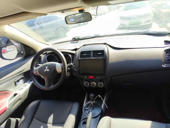 [青岛·鲁F] 二手三菱劲炫ASX2016款 2.0L CVT两驱卓越版