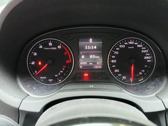 [成都·川A] 二手奥迪奥迪A32016款 Limousine 35 TFSI 风尚型