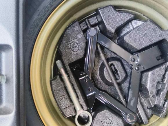 [杭州·浙A] 二手斯巴鲁森林人2018款 2.0i 豪华导航版