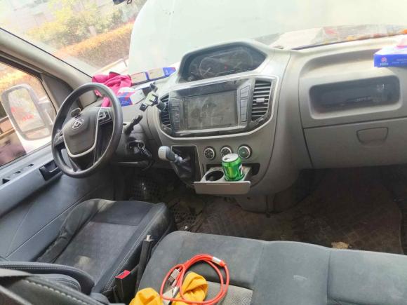 [常州·鲁D] 二手上汽大通MAXUS新途V802019款 2.5T经典款6挡手动傲运通短轴中顶5/6座