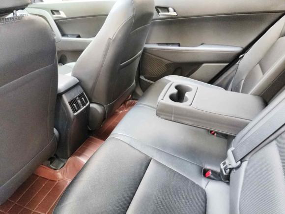 [上海·沪C] 二手现代北京现代ix252015款 1.6L 自动两驱尊贵型DLX