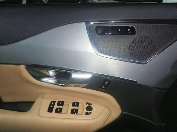 [杭州·浙A] 二手沃尔沃沃尔沃XC902018款 T5 智逸版 7座