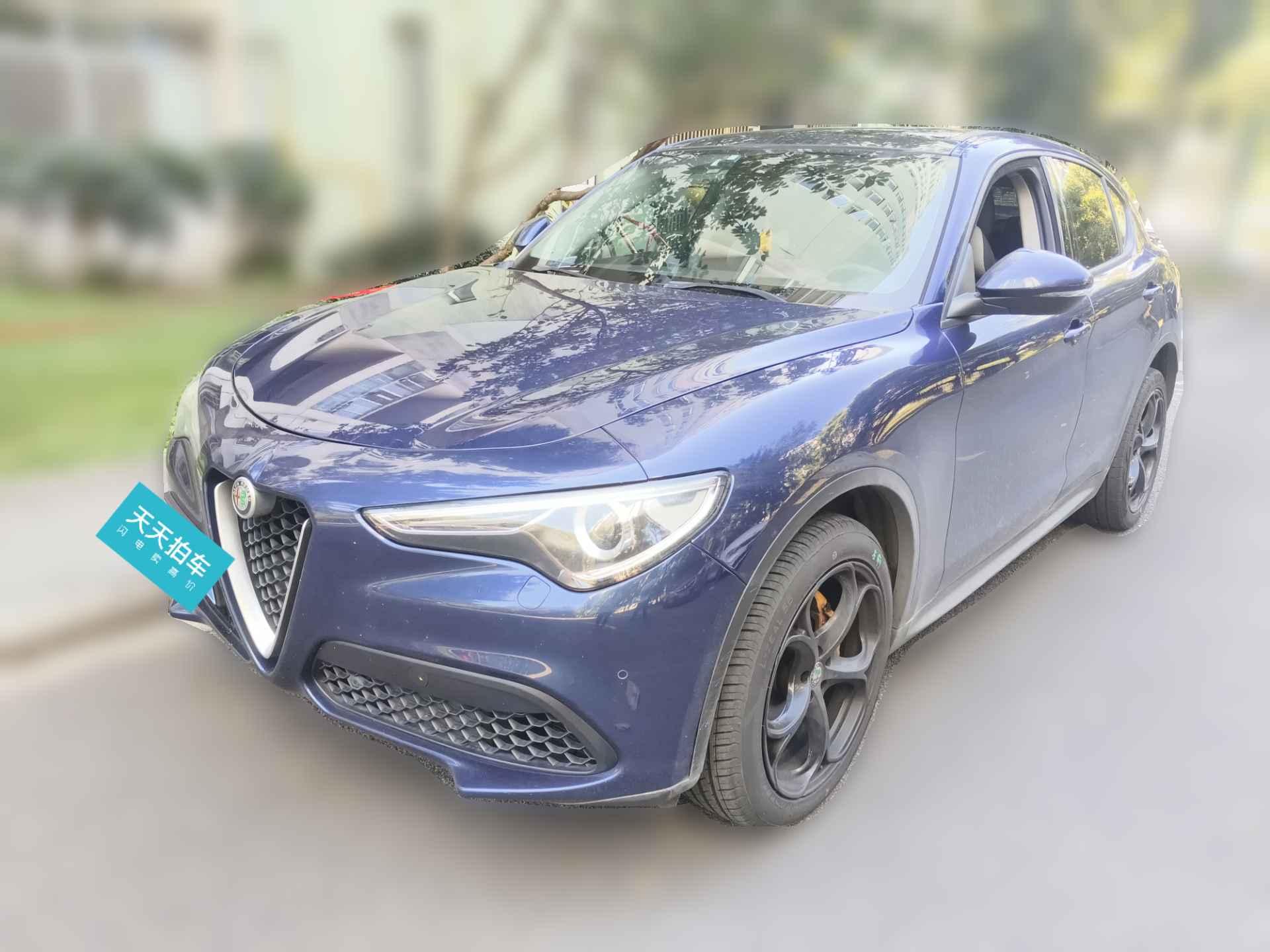 [宁波·浙B] 阿尔法·罗密欧Stelvio斯坦维2017款 2.0T 200HP 精英版