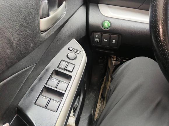 [上海·沪N] 二手本田本田CR-V2012款 2.4L 四驱豪华版