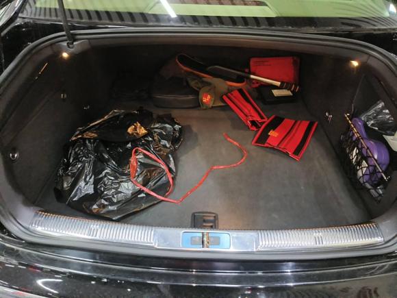 [上海·沪D] 二手大众辉腾2011款 3.6L V6 5座加长舒适版