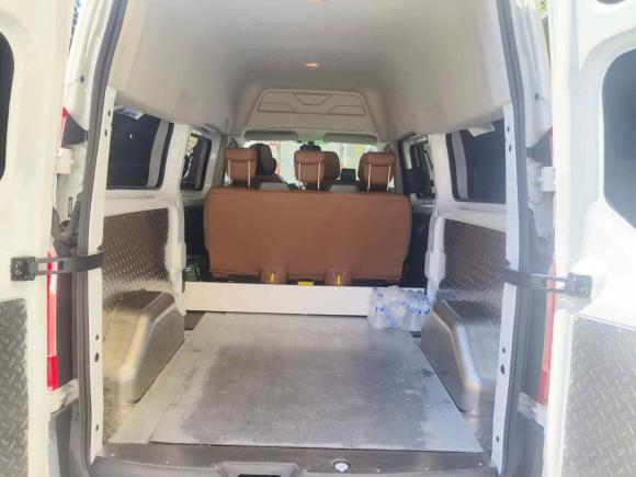 [青岛·鲁U] 二手福特全顺2019款 2.0T柴油多功能商用车中轴中顶6座国VI