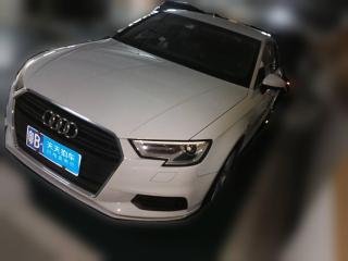 奥迪奥迪A32018款 30周年年型 Limousine 35 TFSI 进取型