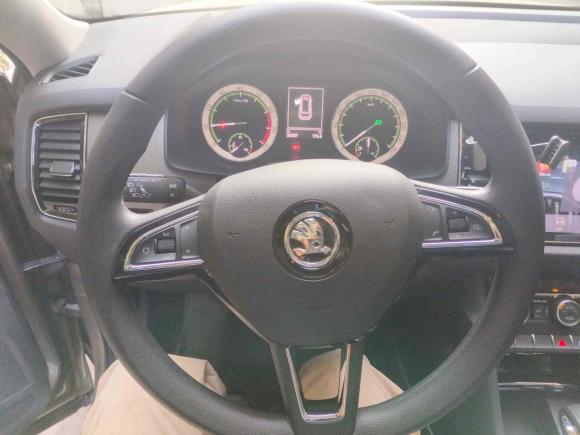 [广州·粤L] 二手斯柯达柯迪亚克2018款 改款 TSI330 5座两驱舒适版