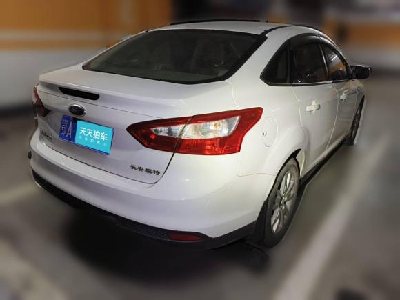 [武汉·鄂A] 二手福特福克斯2012款 三厢 1.6L 自动舒适型