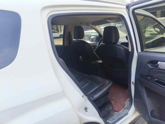 [南昌·赣A] 二手五十铃mu-X牧游侠2017款 2.5T 两驱自动尊享型 5座