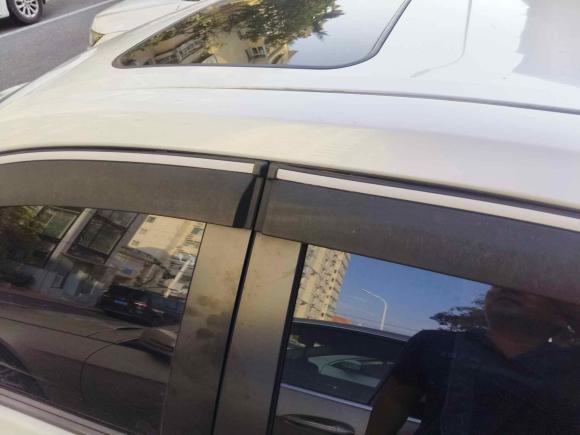 [青岛·鲁B] 二手丰田雷凌2016款 1.6G CVT精英版