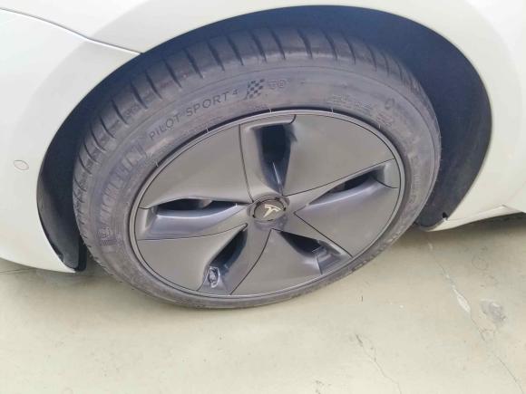 [上海·沪A] 二手特斯拉Model 32019款 标准续航后驱升级版