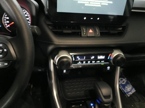 [上海·苏U] 二手丰田RAV4荣放2024款 2.0L CVT两驱都市版