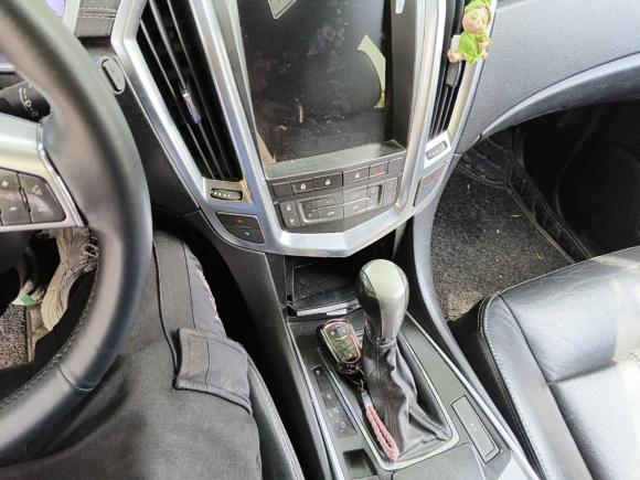 [武汉·鄂L] 二手凯迪拉克凯迪拉克SRX2012款 3.0L 舒适型