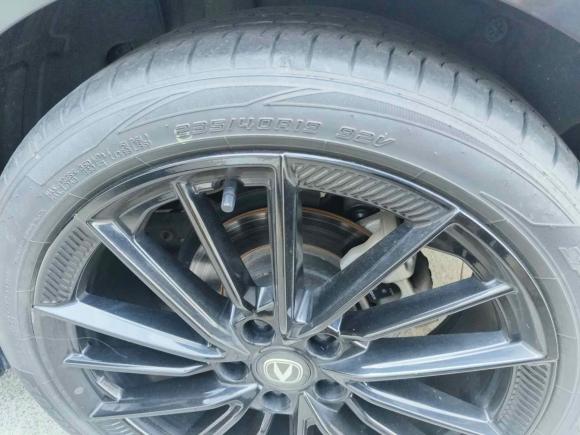 [合肥·湘A] 二手长安长安UNI-V2022款 1.5T 运动版