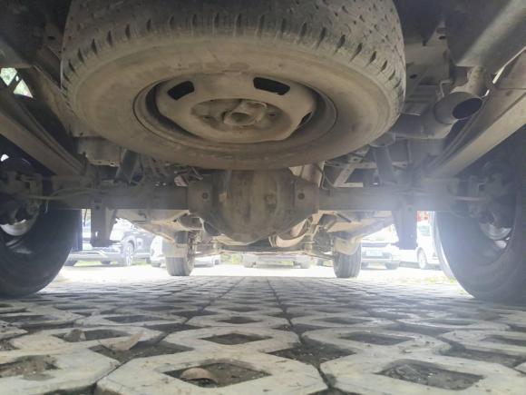 [成都·川A] 二手福特新世代全顺2009款 2.4T柴油标准型短轴中顶国III