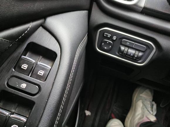 [金华·浙G] 二手长城炮2021款 2.0T乘用全球版自动柴油两驱舒适型标箱GW4D20M