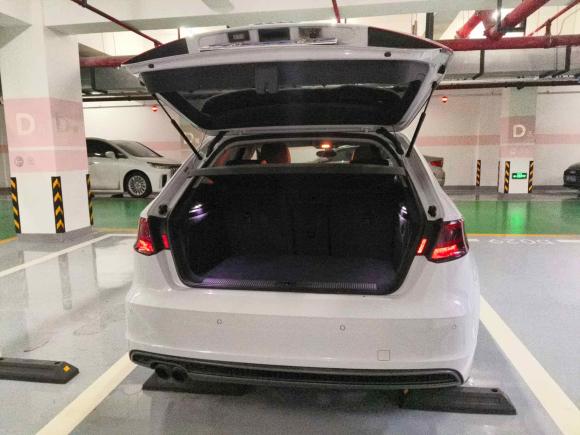 [无锡·苏N] 二手奥迪奥迪A32014款 Sportback 40 TFSI S line 舒适型