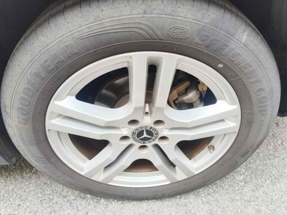 [上海·沪B] 二手奔驰奔驰GLB2022款 改款二 GLB 200 动感型