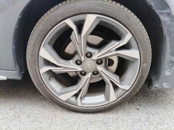 [上海·沪F] 二手奥迪奥迪A32021款 A3L Limousine 35 TFSI 豪华运动型