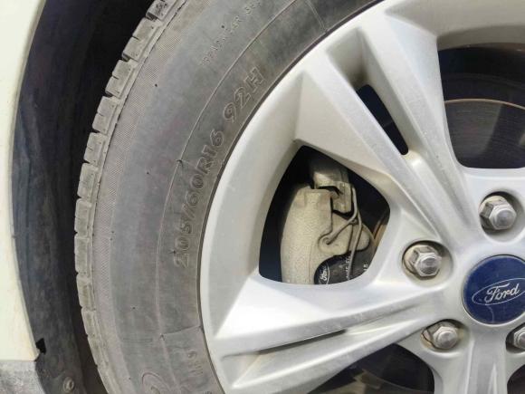 [西安·陕A] 二手福特福克斯2015款 两厢 1.6L 自动舒适型