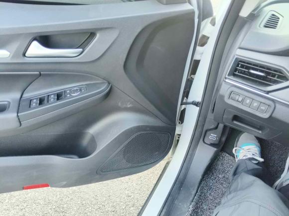 [上海·沪A] 二手威马汽车威马E.52021款 500 即客行