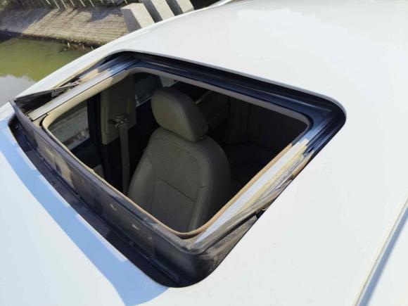 [南京·苏A] 二手别克君威2014款 2.0L 领先时尚型