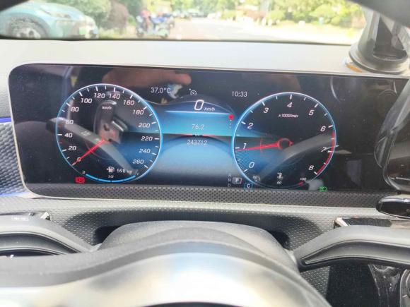 [上海·沪G] 二手奔驰奔驰A级2019款 改款 A 200 L 运动轿车