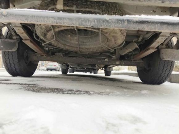 [南京·苏A] 二手东风御风御风2021款 2.3T V9物流车长轴中顶6-9座国V WP2.3