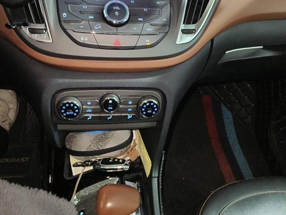 [嘉兴·浙F] 二手东南东南DX72017款 1.5T 自动荣耀版