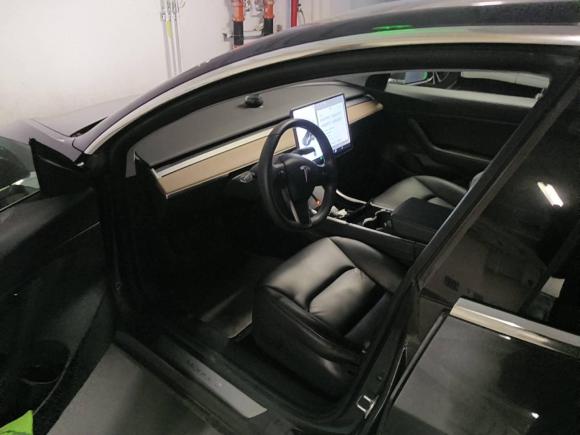 [上海·沪A] 二手特斯拉Model 32019款 标准续航后驱升级版