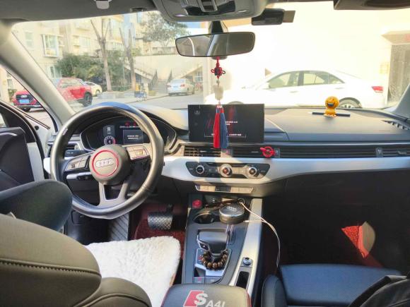 [苏州·苏U] 二手奥迪奥迪A4L2020款 40 TFSI 时尚动感型