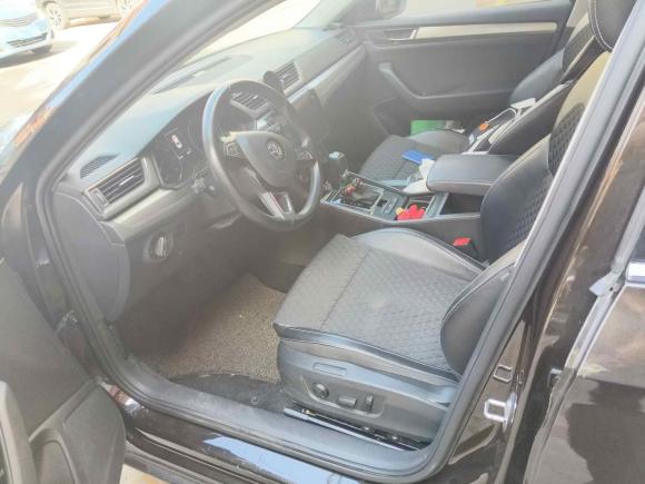 [上海·沪B] 二手斯柯达速派2016款 TSI330 DSG创行版