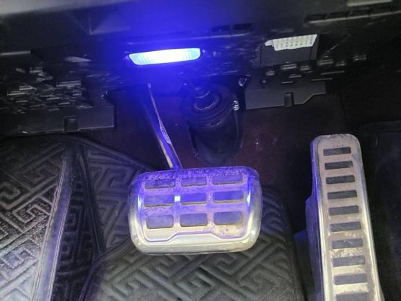 [义乌·沪C] 二手红旗红旗H92020款 改款 2.0T 智联旗畅版