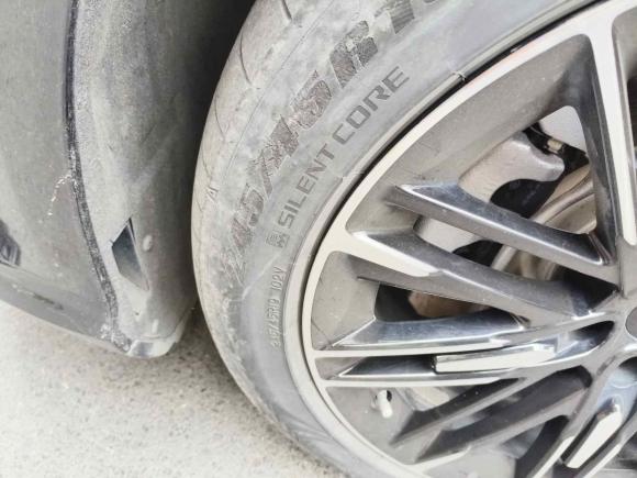 [广州·粤A] 二手哪吒汽车哪吒S2022款 增程版 1160km 后驱中版