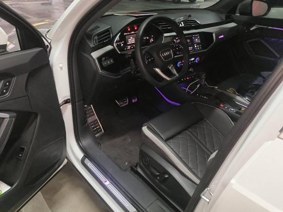 [无锡·苏B] 二手奥迪奥迪Q32024款 35 TFSI 时尚动感型