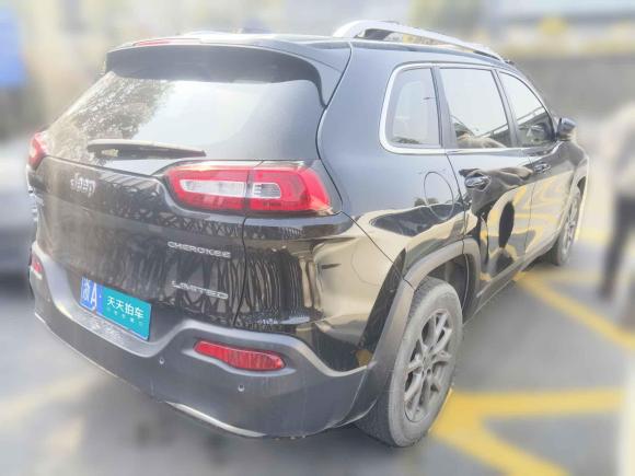 [杭州·浙A] 二手Jeep自由光2020款 2.0L 两驱经典运动版