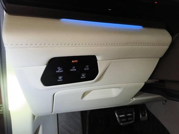 [成都·川G] 二手大众威然2022款 380TSI 尊贵版