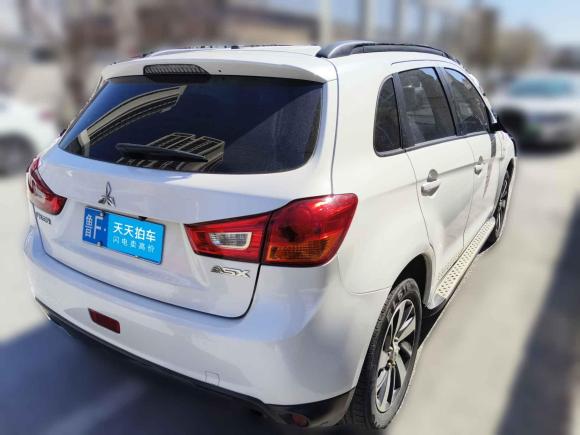 [青岛·鲁F] 二手三菱劲炫ASX2016款 2.0L CVT两驱卓越版