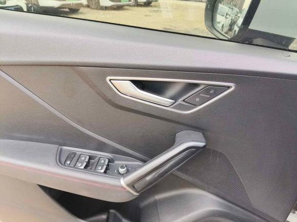 [西安·陕U] 二手奥迪奥迪Q2L2022款 35 TFSI 进取动感型