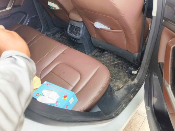 [深圳·粤E] 二手哈弗哈弗H42019款 1.5GDIT DCT豪华智联版 国VI