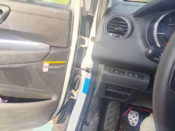 [上海·皖A] 二手标致标致30082015款 2.0L 手动经典版