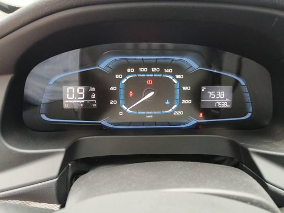 [南京·苏A] 二手荣威荣威3602015款 1.5L 手动豪华版