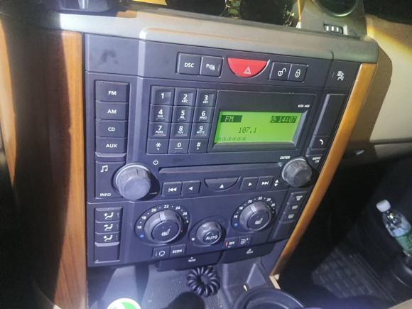 [深圳·粤B] 二手路虎发现2005款 4.4 V8 HSE