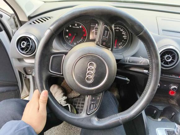 [南通·苏E] 二手奥迪奥迪A32014款 Sportback 35 TFSI 自动时尚型