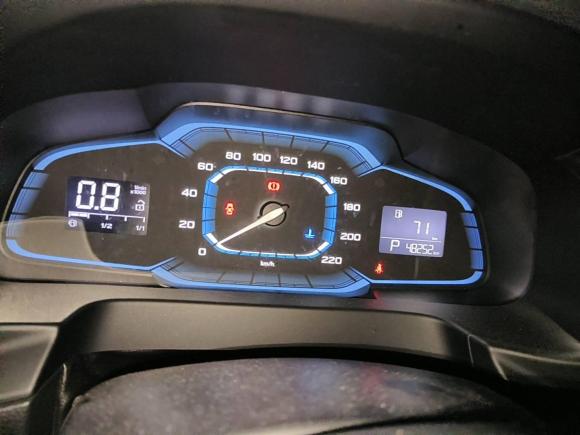 [成都·川A] 二手荣威荣威3602015款 1.5L 自动豪华版