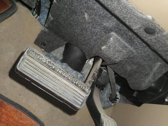 [上海·皖B] 二手别克别克GL82014款 2.4L 经典版